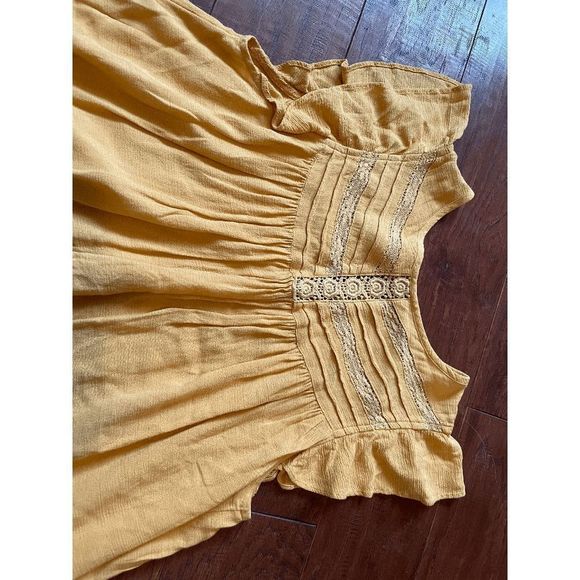 AMERICAN EAGLE blouse *Golden* Size  small - Picture 7 of 7